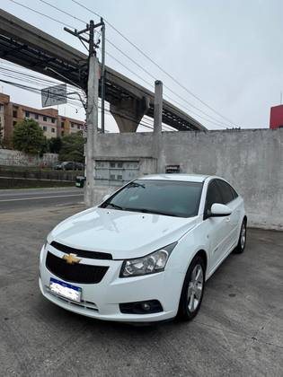 CHEVROLET CRUZE 1.8 LT 16V FLEX 4P AUTOMÁTICO CHEVROLET CRUZE 1.8 LT 16V FLEX 4P AUTOMÁTICO